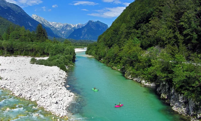 Zgornja Soča. FOTO: Blaž Samec/delo