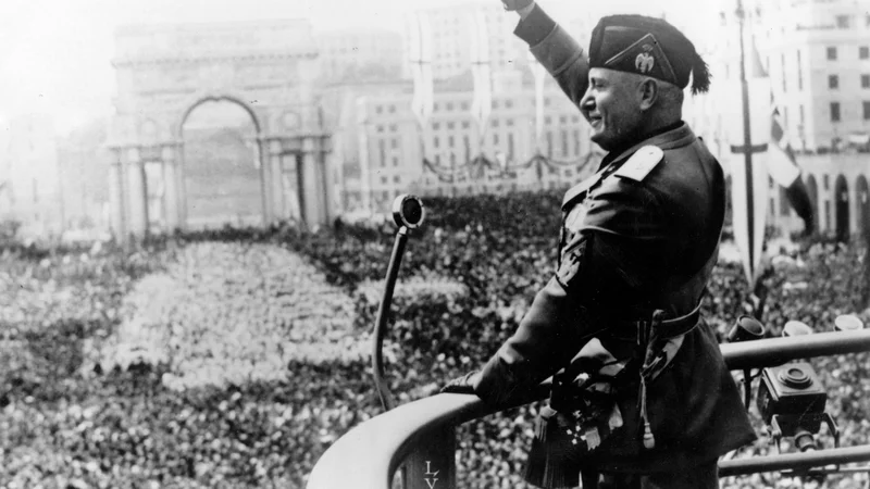 Mussolini je med častnimi občani še v 21. stoletju zapisan v številnih italijanskih mestih in mestecih. FOTO: Wikipedija