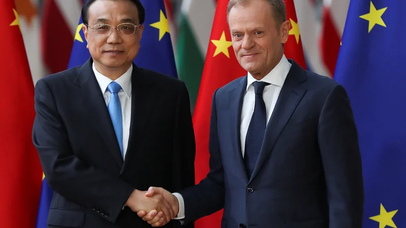 Predsednik Evropskega sveta Donald Tusk in kitajski premier Li Keqiang. FOTO: Reuters
