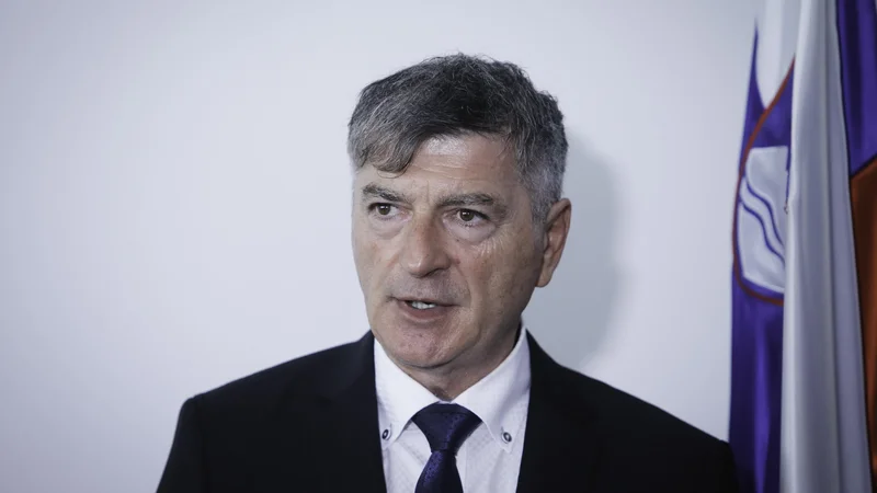 Fotografija: Rudi Medved, minister za javno upravo, napoveduje, da je napočil čas za prevetritev formule za nov izračun povprečnine, pri katerem »ne bomo več barantali«. Foto Jože Suhadolnik