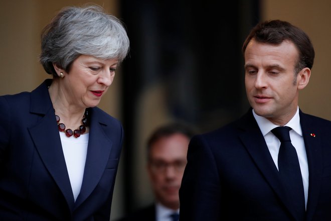 Francoski predsednik Emmanuel Macron je med voditelji z največ pomislekov glede daljšega odloga brexita. FOTO:REUTERS/Christian Hartmann