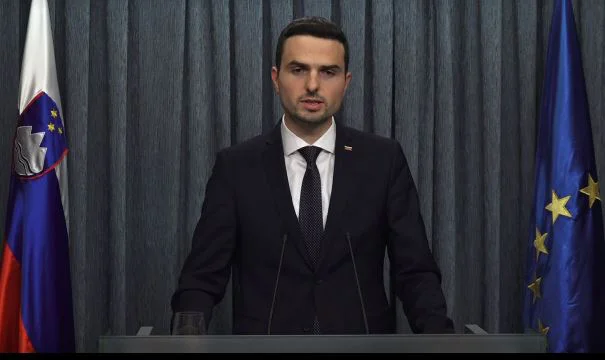 Matej Tonin je predsednik komisije za nadzor obveščevalnih služb.