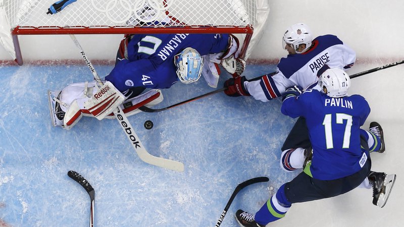 Fotografija: Žiga Pavlin je že vrsto let med branilci slovenske hokejske reprezentance.
FOTO Reuters