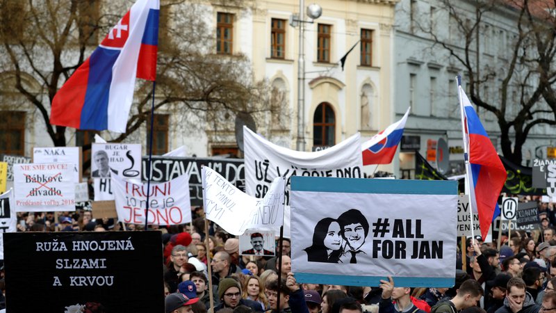 Fotografija: Po umoru Jána Kuciaka so Slovaki zahtevali pravico. FOTO: Reuters