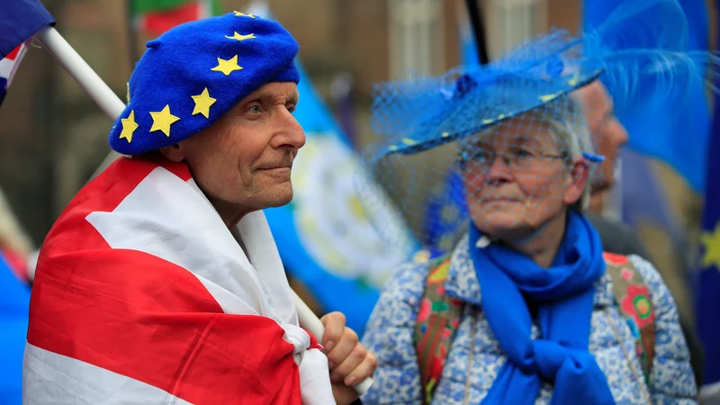 Fotografija: Večina Severnih Ircev ni naklonjena izstopu Združenega kraljestva iz EU. To je bilo jasno že ob objavi regionalnih rezultatov referenduma 2016, ko je več kot polovica Severnih Ircev glasovala proti izstopu. Foto: Reuters