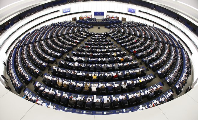 Zakon morajo zdaj potrditi ministri še EU. FOTO: Vincent Kessler/Reuters
