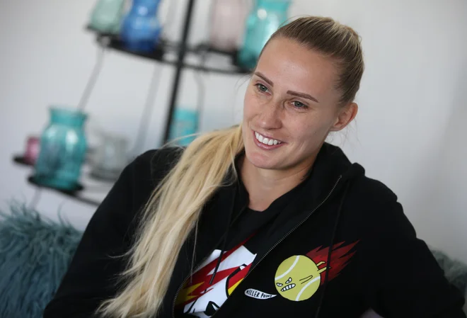 Polona Hercog je potrebovala kar nekaj časa, da je spoznala, da tako ne gre več naprej. A bilo je, kar je bilo, sama verjame, da se vse zgodi z nekim razlogom. FOTO: Tadej Regent/Delo