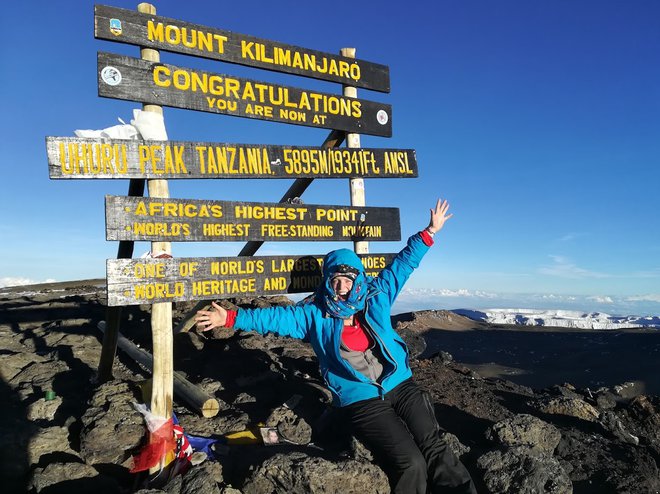 Ponosna je, da ji je uspel vzpon na Kilimandžaro. FOTO: Osebni arhiv