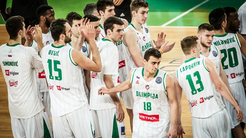 Fotografija: Košarkarji Petrol Olimpije so bili tokrat prepričljivo boljši od Hopsev. FOTO: Fiba