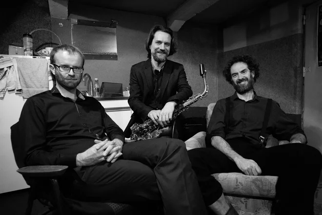 Vasko Atanasovski trio je praznoval.<br />
<br />
Foto Matjaž Vrečko
