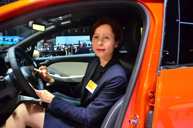 Dr. Jelka Kurnik, produktni vodja pete generacije renaulta clia. FOTO: Gašper Boncelj