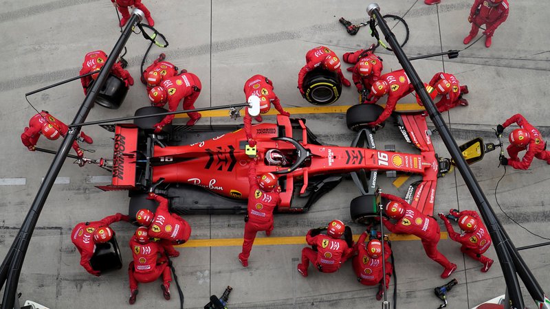 Fotografija: Pri Ferrariju je po treh slabih dirkah že zavladal preplah. FOTO: Reuters