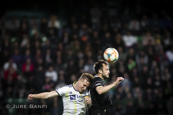 Maribor je v polfinalu pokala remiziral z Muro na Fazaneriji. FOTO: Jure Banfi