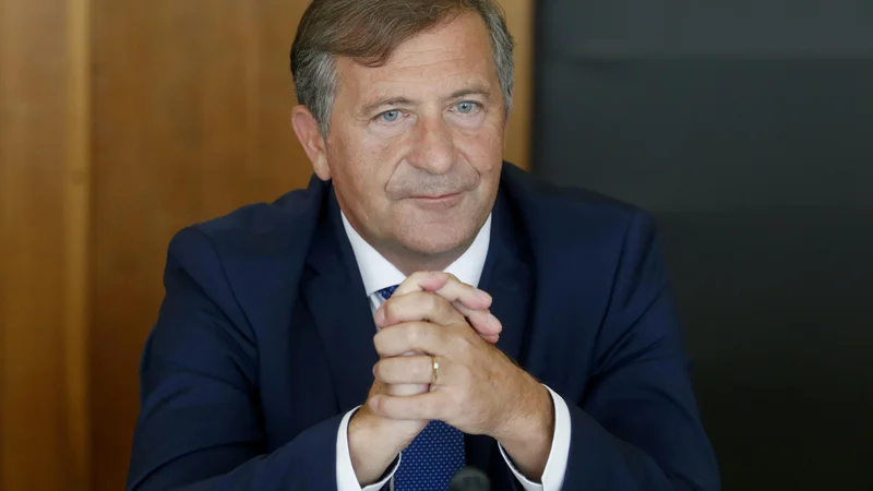 Fotografija: Minister za obrambo Karl Erjavec FOTO: Roman Šipić/Delo