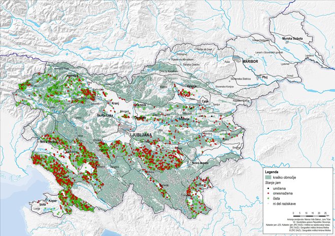 Zemljevid onesnaženih jam: gre za 6965 pregledanih jam v okviru Tičarjeve raziskave, v kateri je pregledal zapisnike jam na 17 območjih. Vsa območja jam, označena z belimi točkami, niso bila del raziskave. FOTO: Jure Tičar