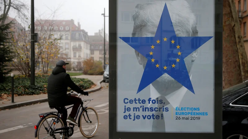 Fotografija: Vprašajmo se, kaj in koliko nam je vredna Evropa. Ne smemo je prepustiti populistom. FOTO Reuters