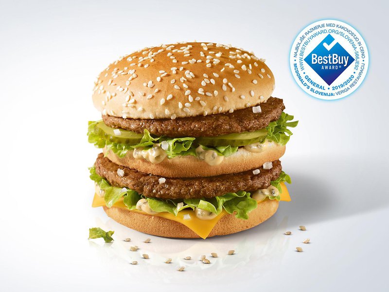 Fotografija: Big Mac, najslavnejši burger na svetu, v McDonald'sovih restavracijah po Sloveniji stane le 2,40 evra.
 FOTO: McDonald`s Slovenija