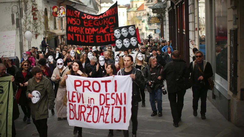 Fotografija: Otroke že od malega učim, da so bili veliki duhovi v zgodovini prej revni kot ne in da bogatija nikogar ne osreči. FOTO Jure Eržen