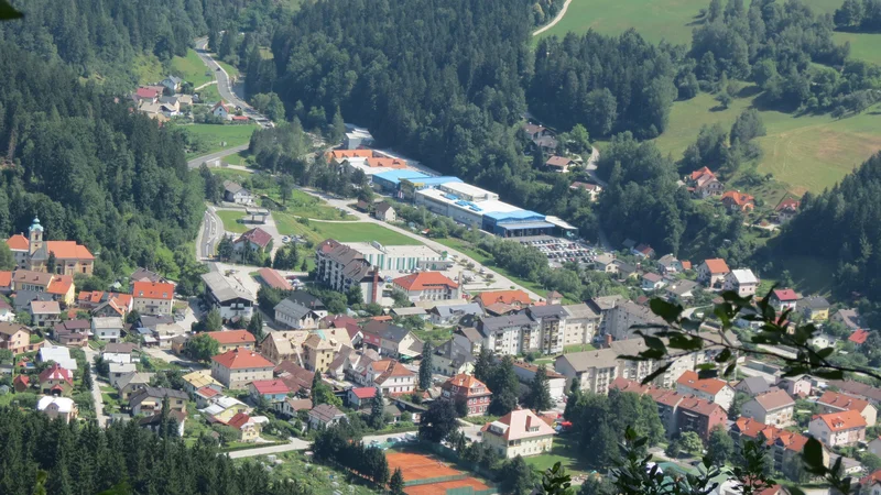 Fotografija: Na Koroškem ocenjujejo, da bo obisk kitajske delegacije okrepil sodelovanje na gospodarskem področju in se nato razširil tudi na področje kulture in turizma. FOTO: Mateja Kotnik