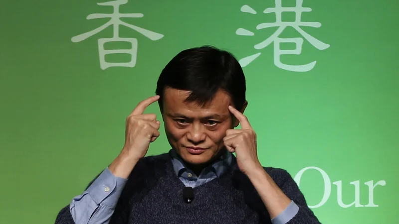 Fotografija: Jack Ma prižiga svečo takrat, ko mrak tako zagrize v kosti in zobe, da šklepetajo. Jack Ma ne piše priročnikov v smislu »5 korakov do sreče«. Foto: Reuters