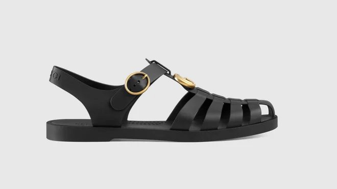 Sandali za 400 evrov. FOTO: Gucci