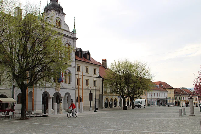 Danes se bodo ves dan vrstili dogodki ob uradnem odprtju prenovljenega novomeškega središča. Foto Simona Fajfar