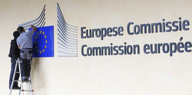 Glavno vprašanje je, kdo bo imel vse niti v rokah na sedežu evropske komisije v bruseljski palači Berlaymont. Foto: Reuters