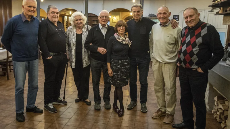 Fotografija: V 60 letih od njihove mature sta se svet in Slovenija spremenila do nerazpoznavnosti, pravi zadnja generacija maturantov ljubljanske Realke. Foto Voranc Vogel