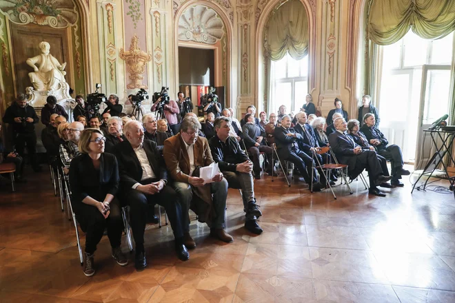 V Cekinovem gradu je bila 7. maja slovesnost ob 30. obletnici shoda na ljubljanskem Kongresnem trgu. Foto Uroš Hočevar