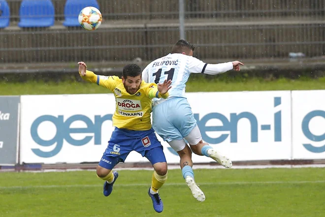 Nino Pungaršek je bil v Kranju med strelci za celjsko zmago s 3:0, Goričan Andrija Filipović pa je v Domžalah zabil gol, a je bil premalo za točko. FOTO: Vogel Voranc/Delo