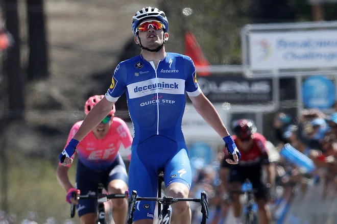 Kasper Asgreen je zmagal v etapi, v kateri je kolesarje skupno čakalo 4600 višinskih metrov. FOTO: Deceuninck QuickStep