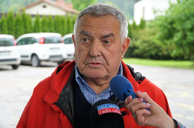 ni podpisa