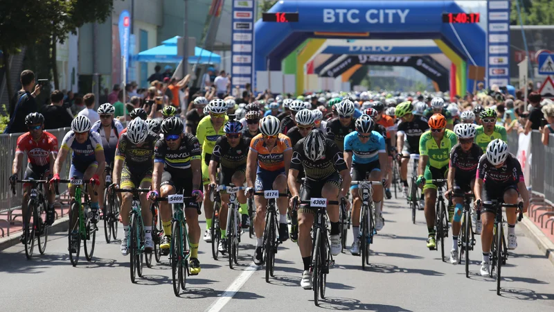 Fotografija: Maraton Franja bo tudi letos množičen kolesarski praznik. FOTO: Tomi Lombar/Delo