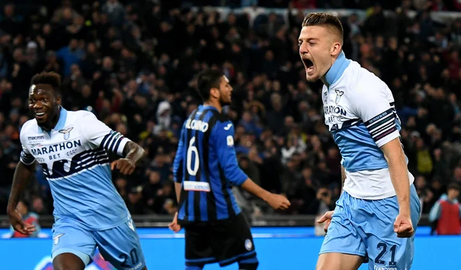 Rezervist Sergej Milinković-Savić se je takole veselil ključnega gola na tekmi. ​FOTO: AFP