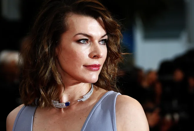 Milla Jovovich na filmskem festivalu v Cannesu leta 2018. FOTO: Jean-Paul Pelissier/Reuters