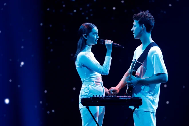 Contestants Zala Kralj &amp; Gasper Santl of Slovenia perform during the first semi-final of 2019 Eurovision Song Contest in Tel Aviv, Israel May 14, 2019. REUTERS/Ronen Zvulun Foto Ronen Zvulun Reuters