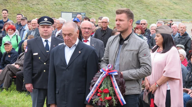 Tit Turnšek, predsednik Zveze združenj borcev za vrednote NOB Slovenije in generalni sekretar Aljaž Verhovnik. FOTO: Mateja Kotnik