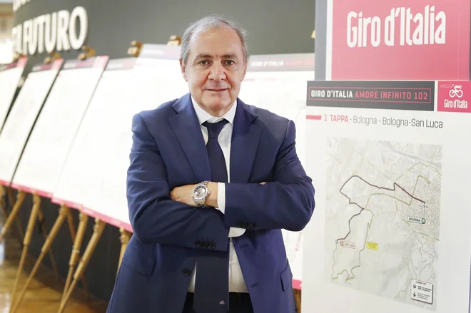 Direktor Gira Mauro Vegni pravi, da bi se Sloveniji gostovanje rožnate karavane gotovo izplačalo. FOTO: Leon Vidic/Delo
