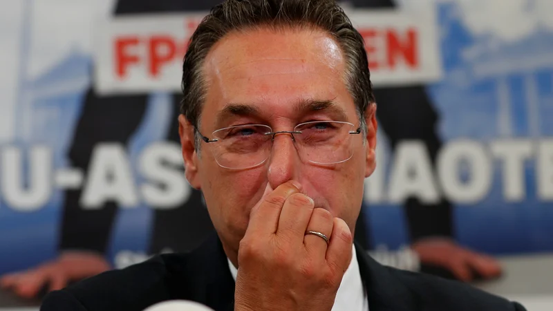 Fotografija: Podkanclerja Heinz-Christiana Stracheja so potopili nečedni posli. FOTO: Reuters