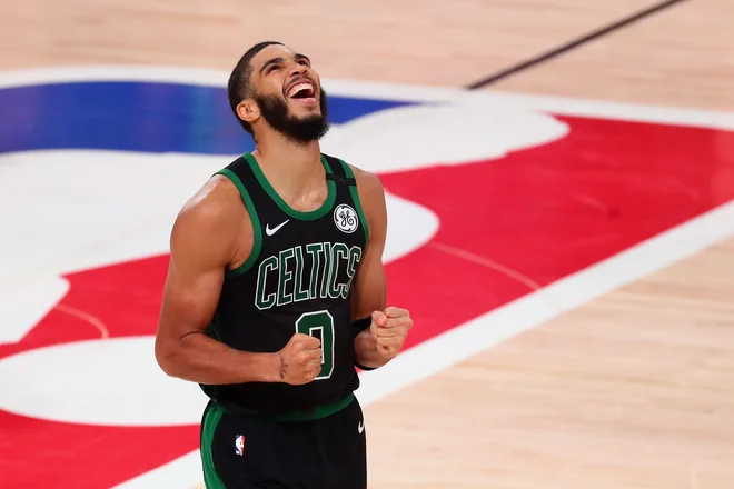 Jayson Tatum se je veselil uvrstitve v konferenčni finale. FOTO:&nbsp;USA TODAY Sports