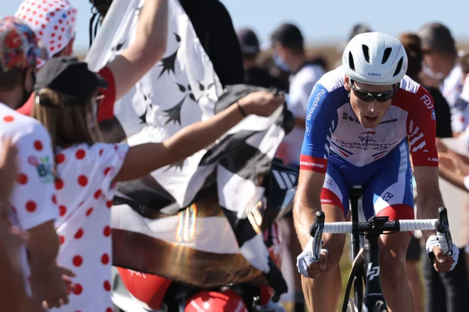 Junak današnje etape Stefan Kung. FOTO: Kenzo Tribouillard/AFP