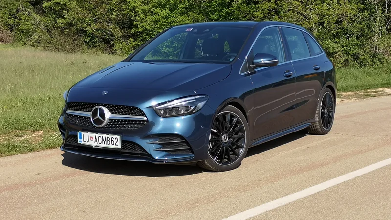Fotografija: Po pomladitvi je razred B nedvomno bolj kot doslej podoben Mercedesovemu vstopnemu modelu – razredu A. FOTO: Gregor Pucelj