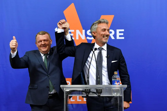 Na Danskem je zmagovalka evropskih volitev levoliberalna stranka Venstre premierja Larsa Lokkeja Rasmussena FOTO: Ritzau Scanpix Denmark/Reuters