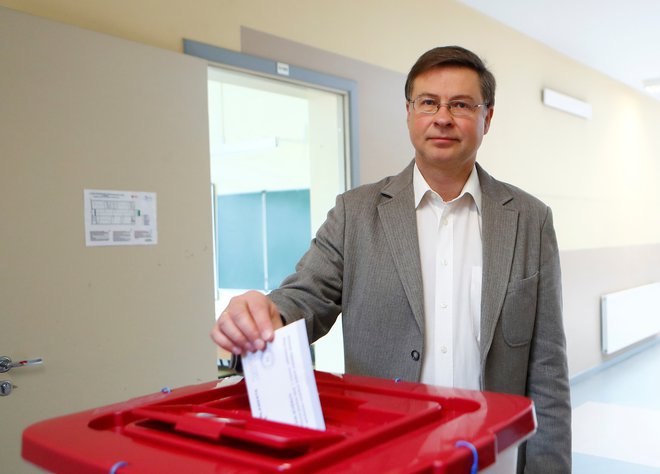 Na nedeljskih evropskih volitvah v Latviji je največ glasov, 26 odstotkov, dobila stranka Nova enotnost . FOTO: Ints Kalnins/Reuters