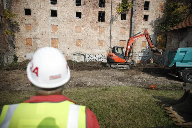 Začetek del na prenovi Cukrarne, v Ljubljani, 10. oktobra 2018. [cukrarna,prireditve,otvoritve,prenove,gradnje,Strabag] Foto Uroš Hočevar