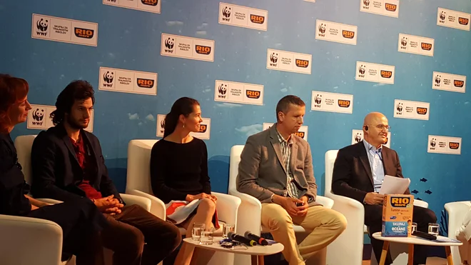 Od leve Nika Veger, Timotej Turk Dermastia, Jerneja Penca, Danijel Kanski in Luciano Pirovano. FOTO: Borut Tavčar/Delo