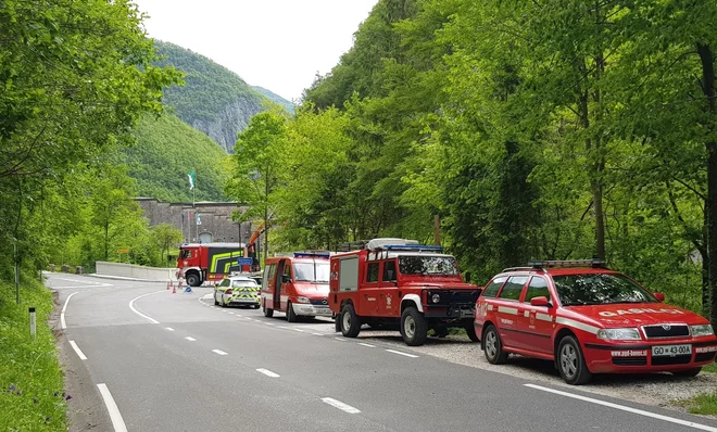 Območje iskanja so si v soboto in danes ogledali tudi ožji sorodniki pogrešanega. FOTO: Pu Nova Gorica