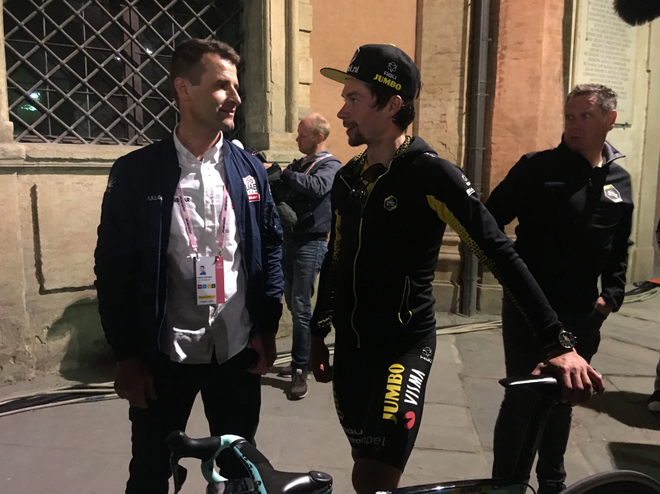 Andrej Hauptman in Primož Roglič sta med Girom lahko večkrat pokramljala. FOTO: Miha Hočevar/Delo