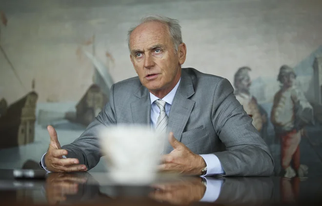 . Predsednik uprave Jože Mermal bo prevzel funkcijo predsednika upravnega odbora. Foto Jože Suhadolnik