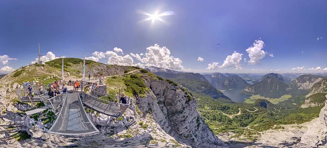 5fingers je ploščad v obliki roke; od tod izvira tudi njeno ime. Foto: Sven Posch (360perspectives)